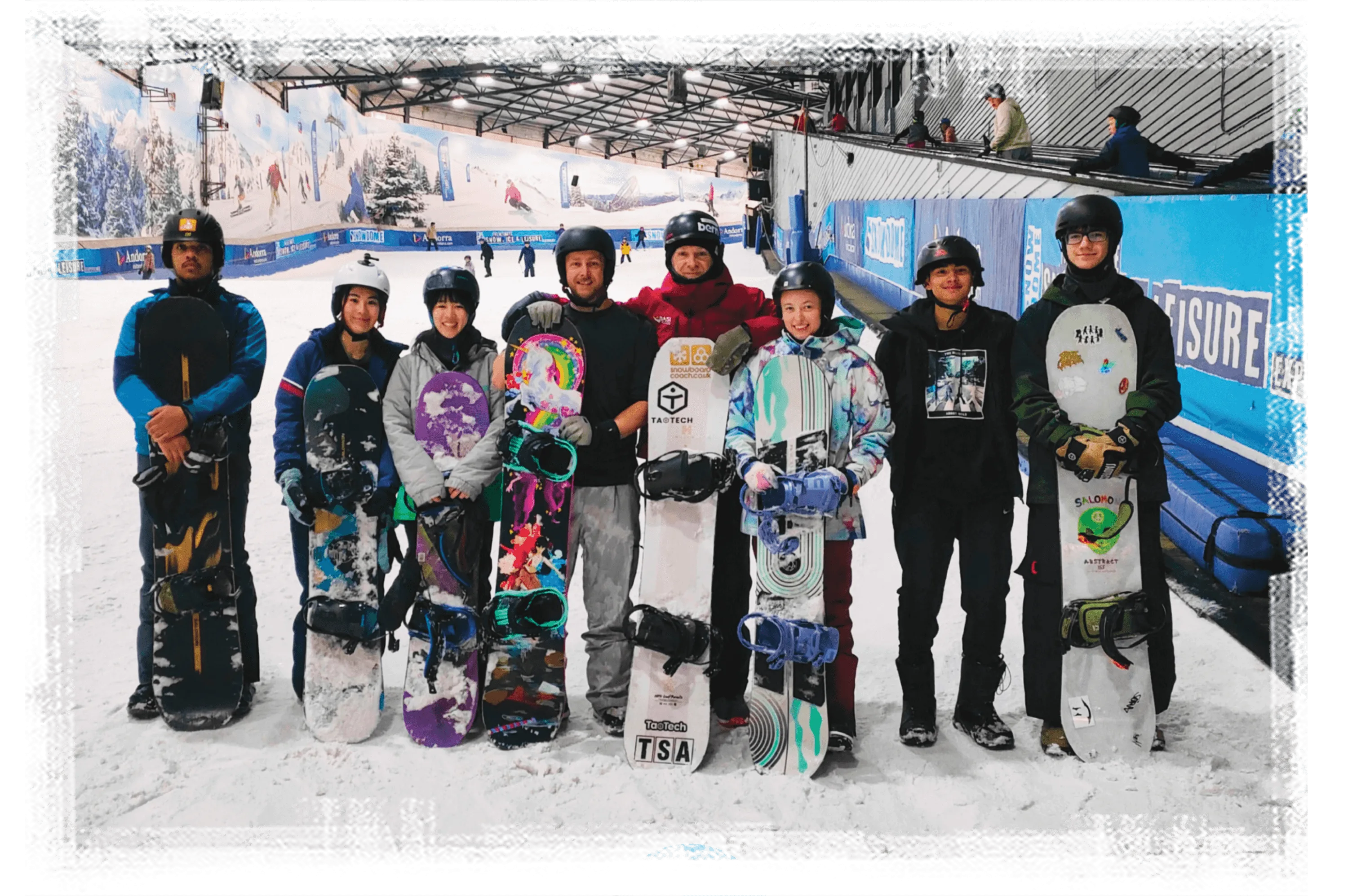 Snowdome crew snowcamp basi logos landscape border